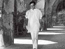 An Inspiring Journey of Gulzar: Creativity Amidst Challenges