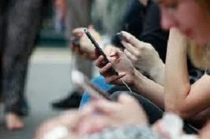 A girl using social media app in mobile.