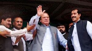 Welcoming Nawaz Sharif by his party men.