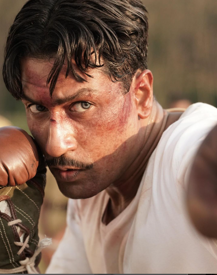 Vicky Kaushal's Stellar Performance in 'Sam Bahadur' Leaves B-Town Awestruck